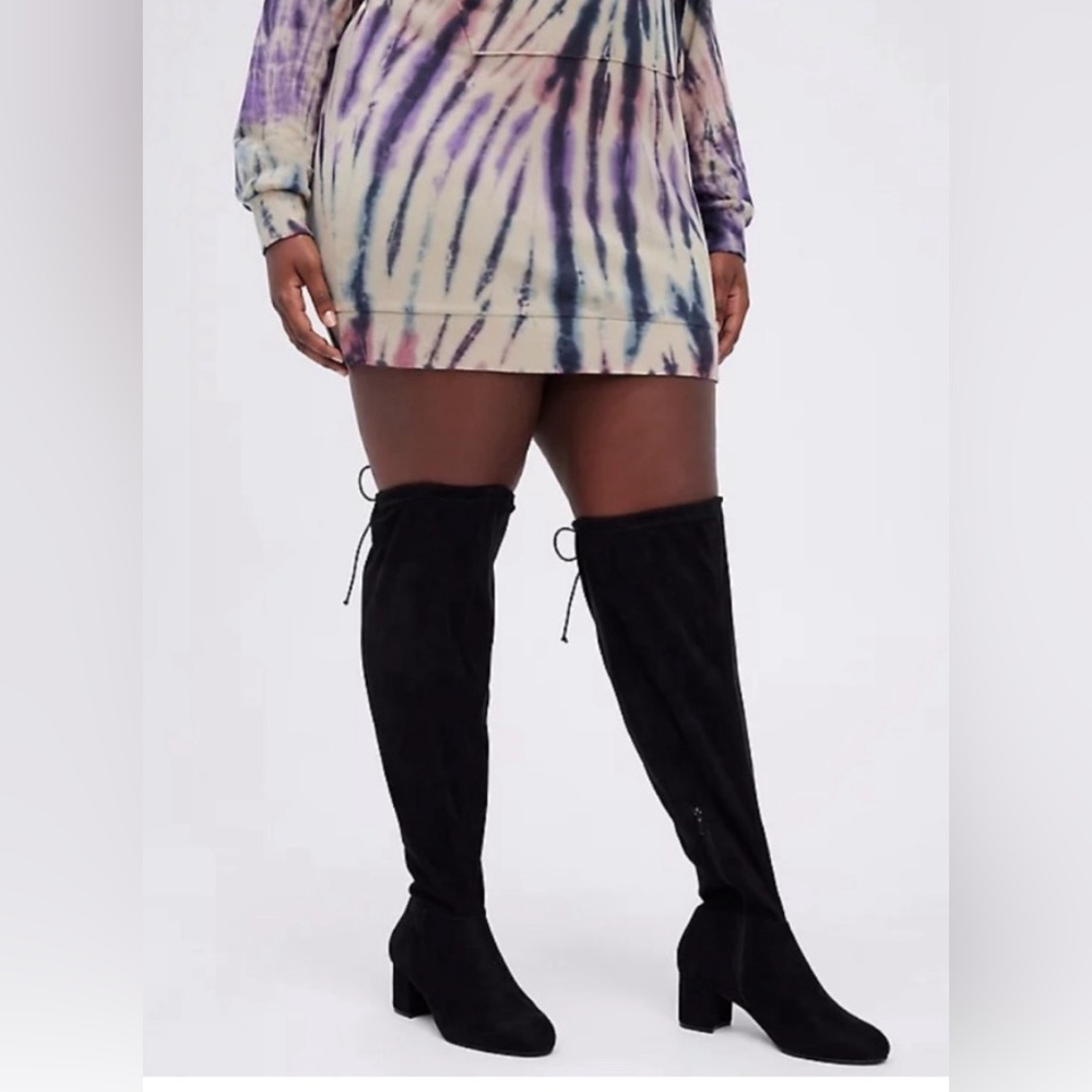 EUC-Torrid Ebony Black Thigh High Boots